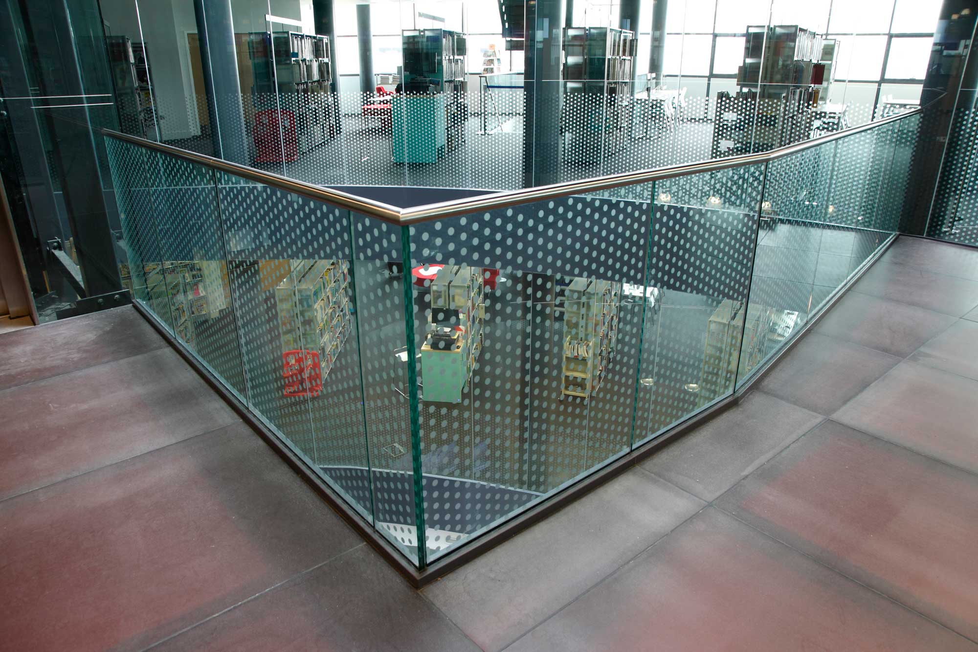 Croydon College OAG Architectural Glass Balustrades