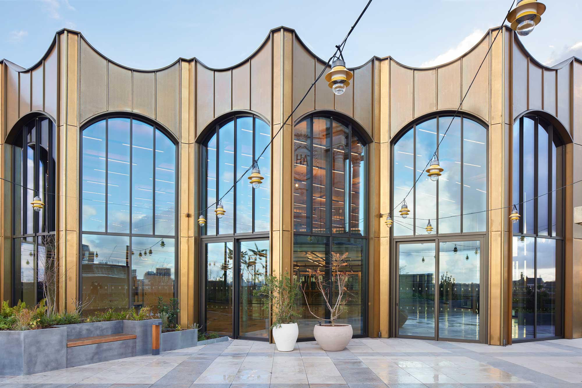 Arding and Hobbs OAG Architectural Glass Arding and Hobbs OAG Architectural Glass