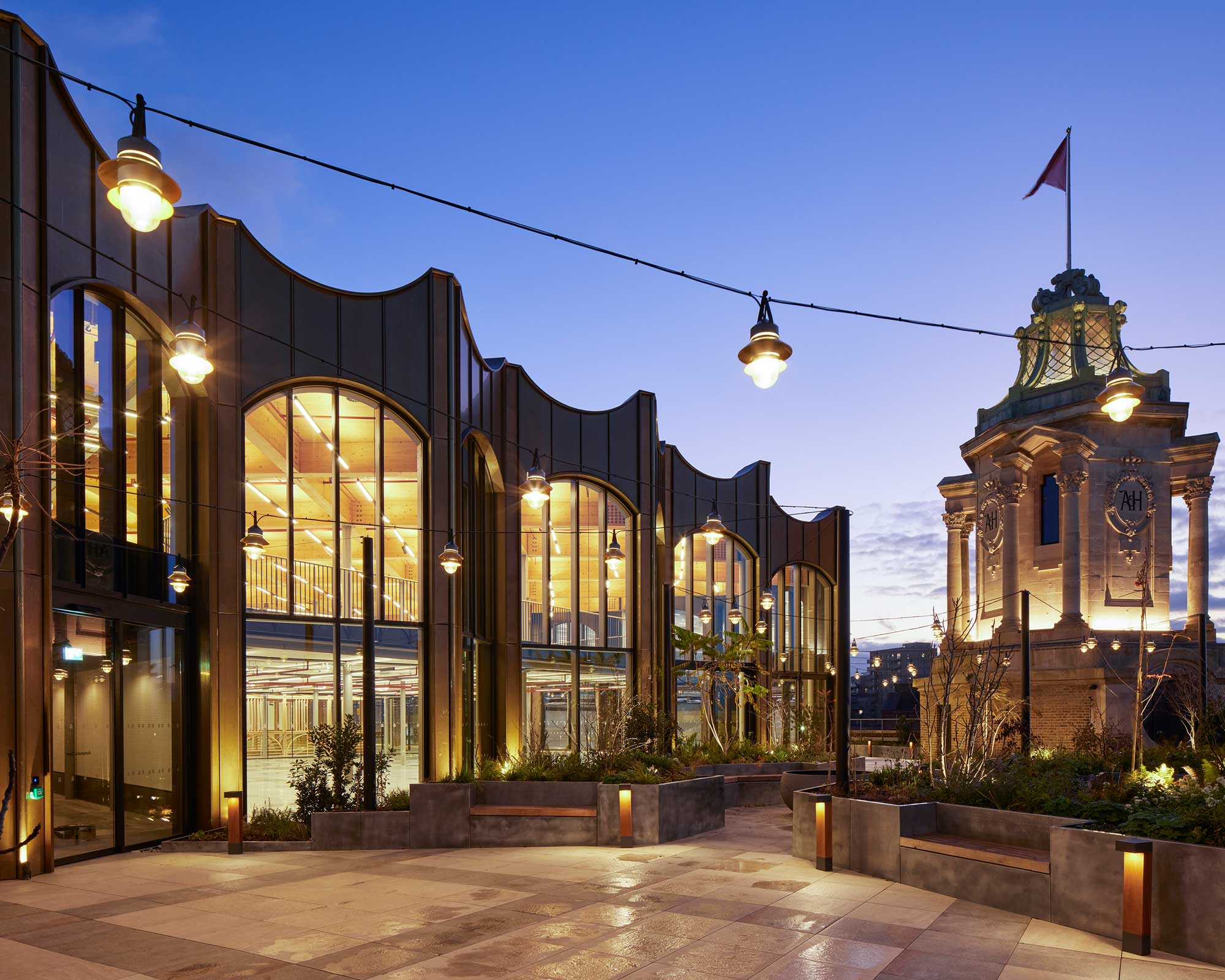 Arding and Hobbs OAG Architectural Glass Arding and Hobbs OAG Architectural Glass